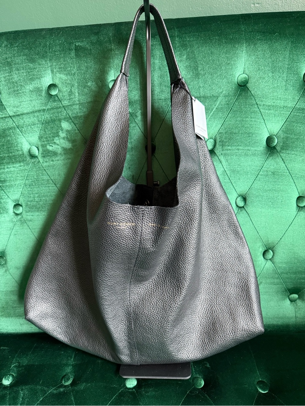NWT Kurt Geiger London Violet Hobo — Black Leather